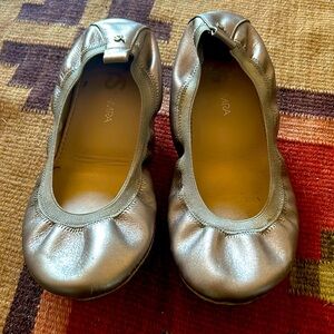 Yosi Samra pewter ballet flats